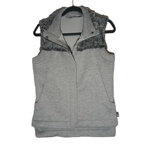 The North Face Womens Gray Faux Fur Collared Cold Weather Vest Size Small #577